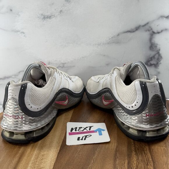 Women’s 8.5-Nike Reax Run 5 Athletic Shoes White Silver Metallic 407987-116 - Picture 5 of 9